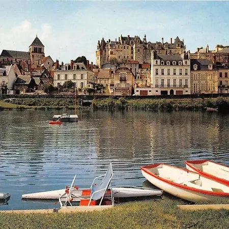 Historic Saint-aignan By Holiday home