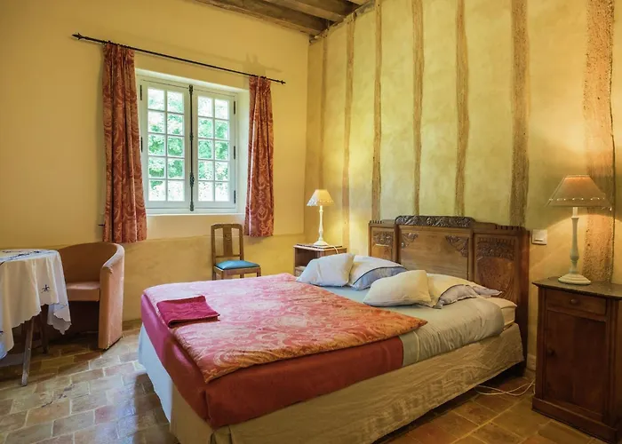 Historic Saint-aignan By * Saint-Aignan (Sarthe)